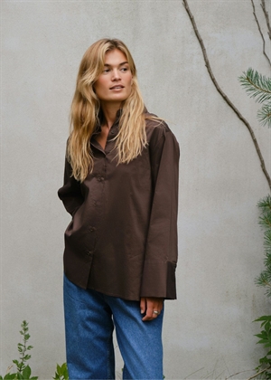 Dita poplin skjorte Chocolate Brown Neo Noir 